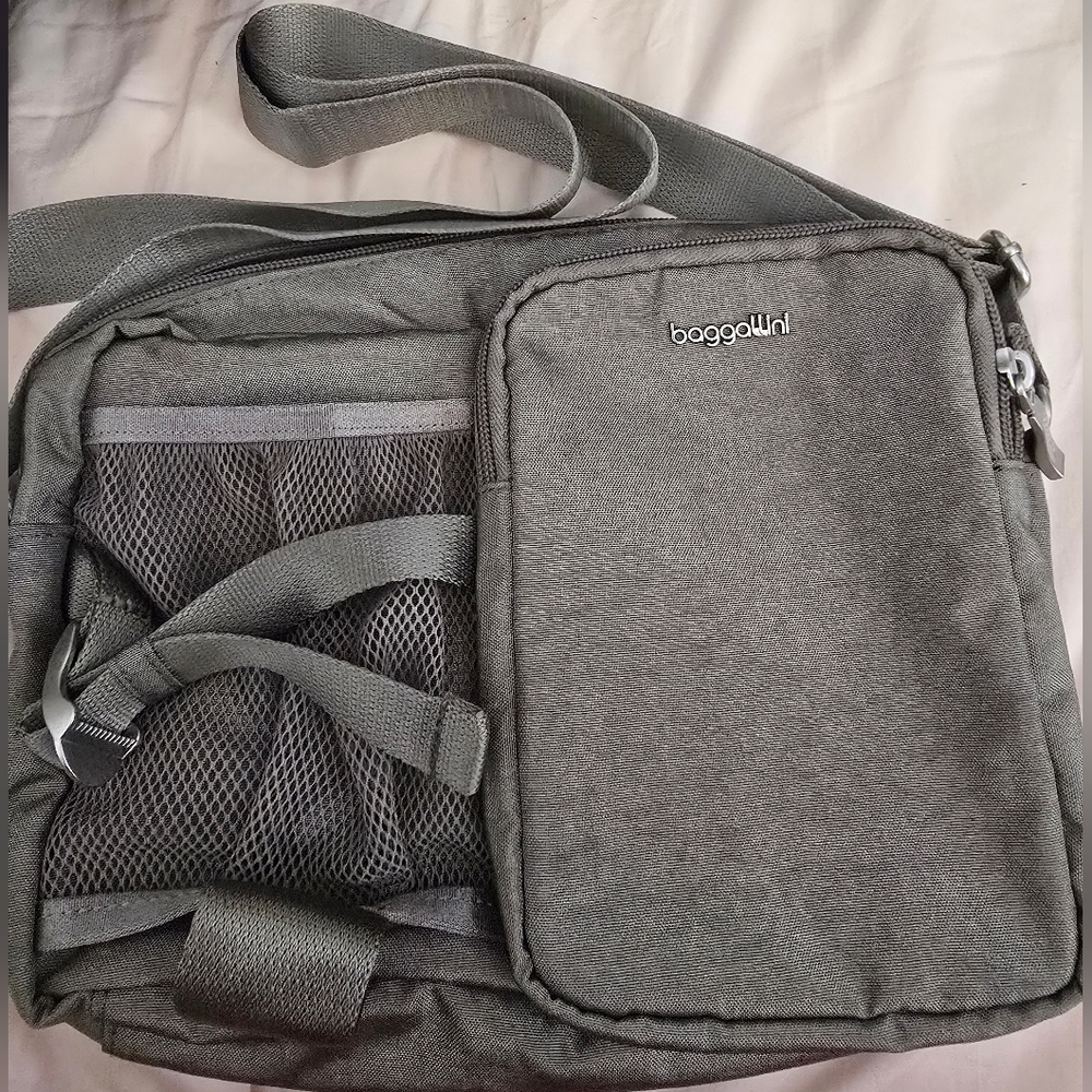 Baggallini Crossbody